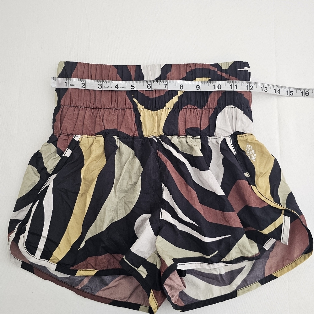 FP Movement High Rise Printed Shorts XS Multicolor Activewear Boho Fitness - Picture 12 of 14